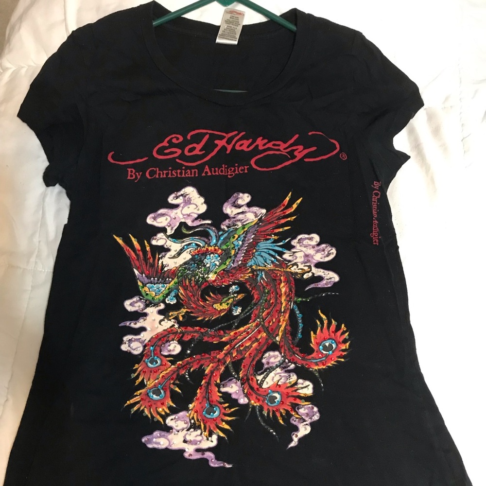 Vintage Ed Hardy black tee with rhinestones. Women’ size M
